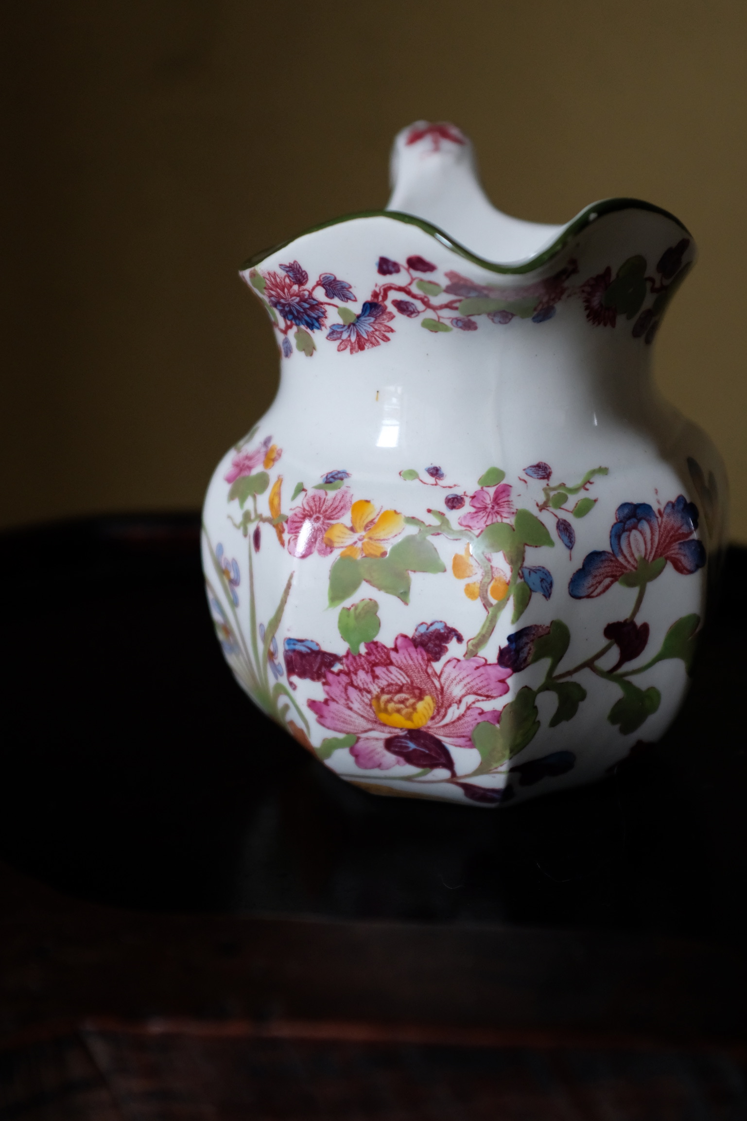 wedgwood_vase